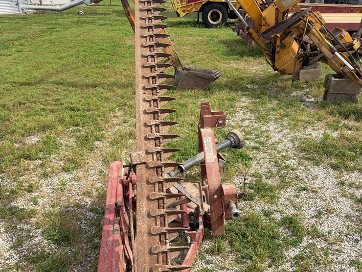 case-ih-1300-image-3
