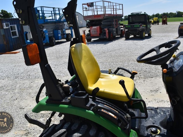2007-john-deere-2320-image-31