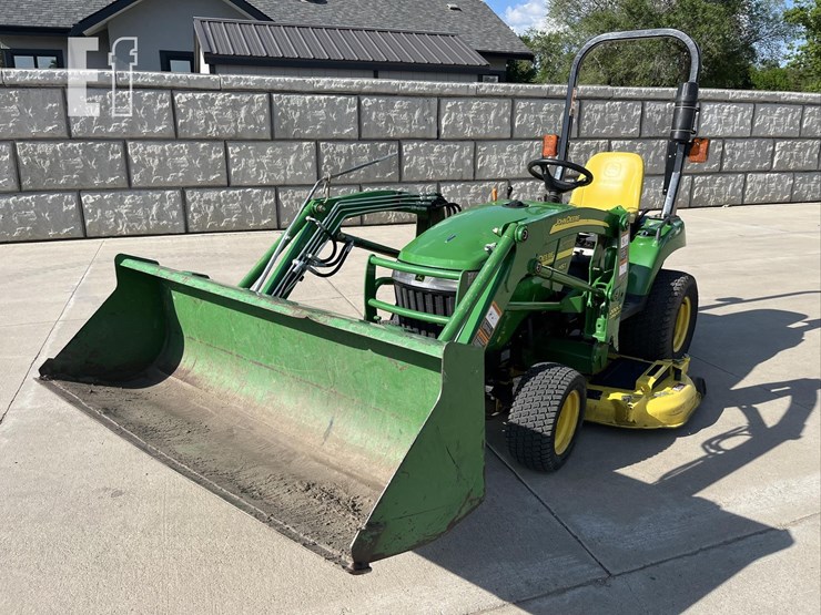 2009-john-deere-2305-image-3