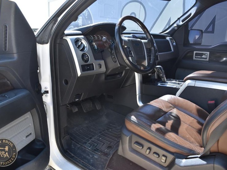 2013-ford-f150-platinum-image-20