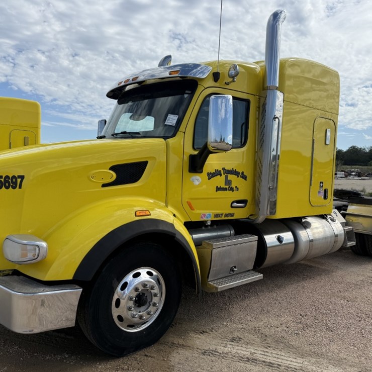 2018 PETERBILT 567