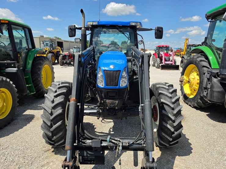 2005-new-holland-ts115a-image-4