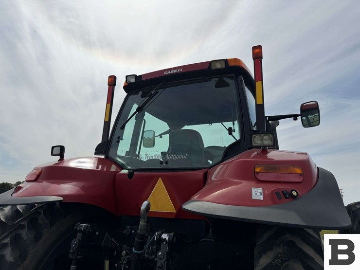 2014-case-ih-magnum-290-image-49