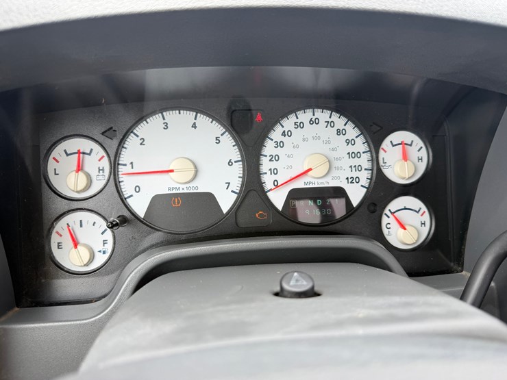 2009-dodge-ram-2500hd-image-10