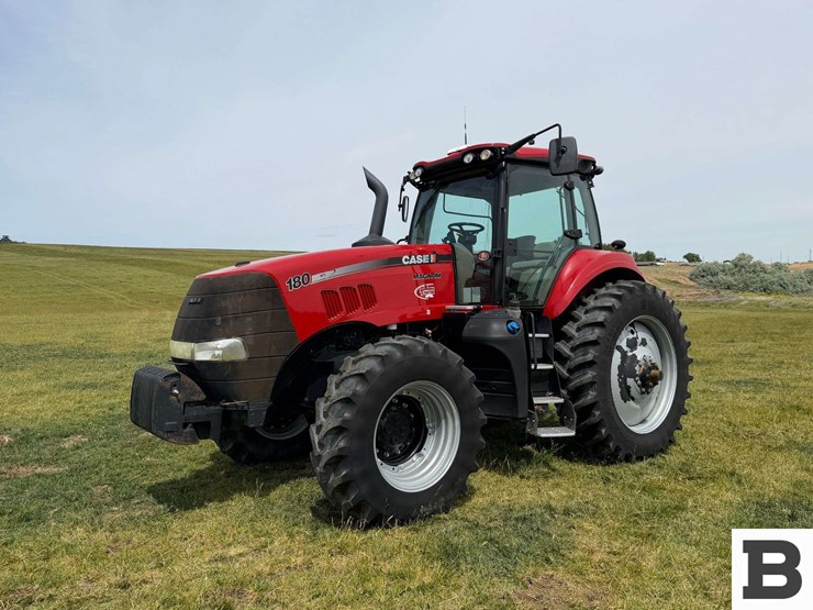 2015-case-ih-magnum-180-image-1