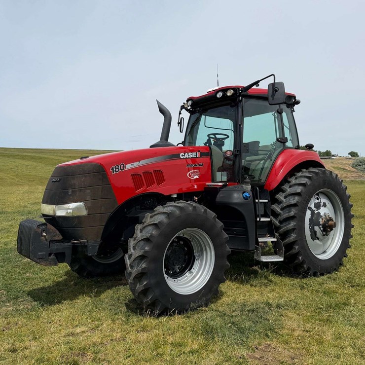 2015 CASE IH MAGNUM 180