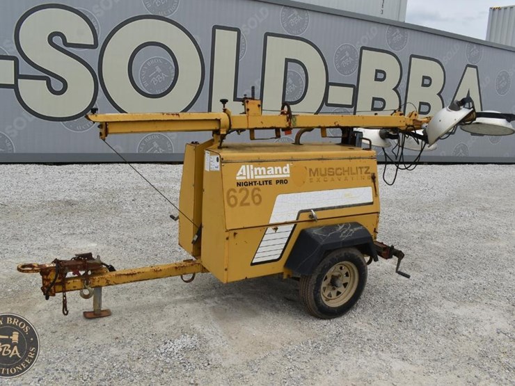 2004-allmand-bros-night-lite-pro-image-1