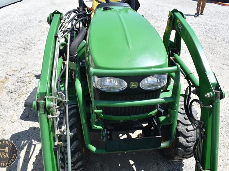 2007-john-deere-2320-image-19