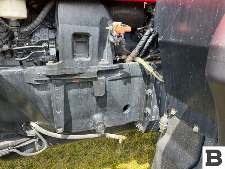 2014-case-ih-magnum-200-cvt-image-22