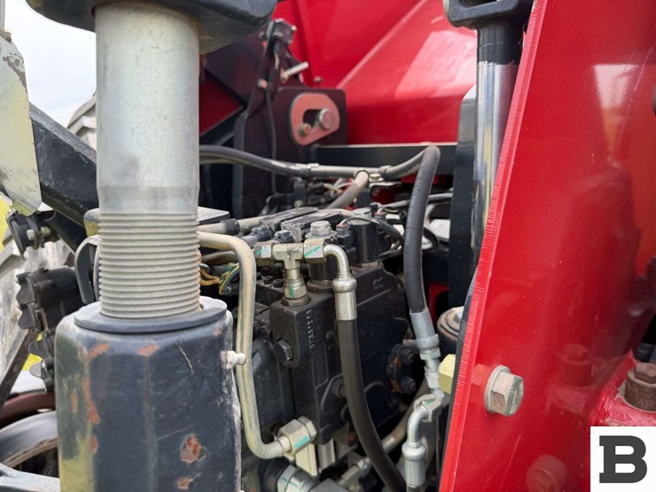 2015-case-ih-steiger-420-rowtrac-image-47