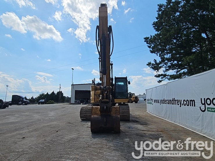 2018-caterpillar-335fl-image-8