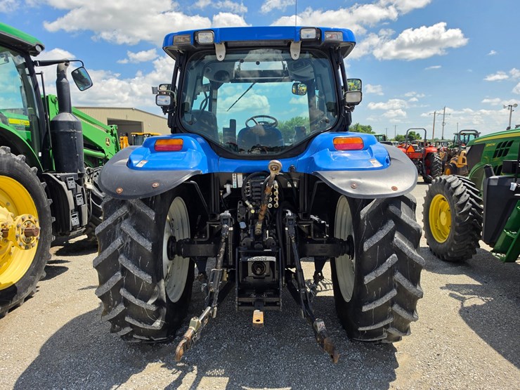 2005-new-holland-ts115a-image-11