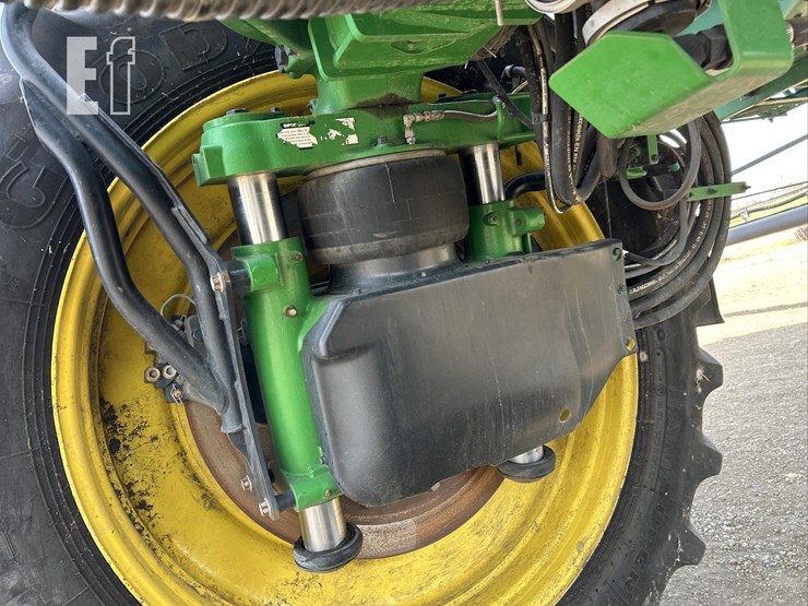 2020-john-deere-r4045-image-56