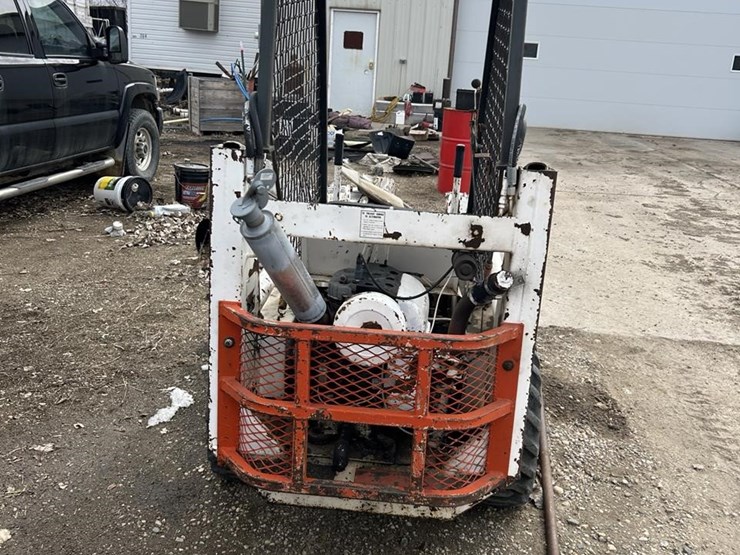 bobcat-371-image-4