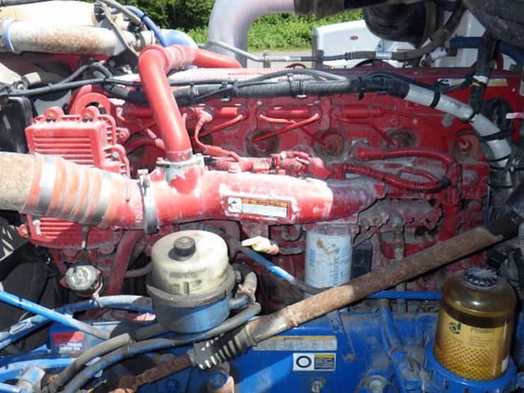 2012-peterbilt-367-image-21