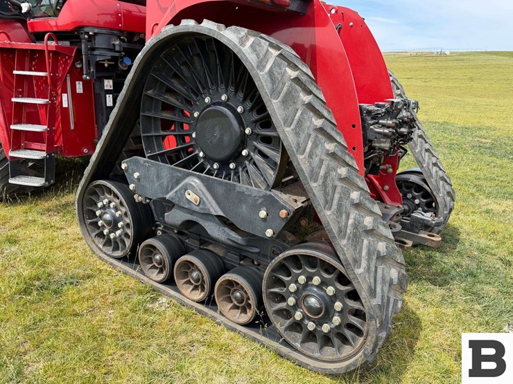 2015-case-ih-steiger-420-rowtrac-image-47