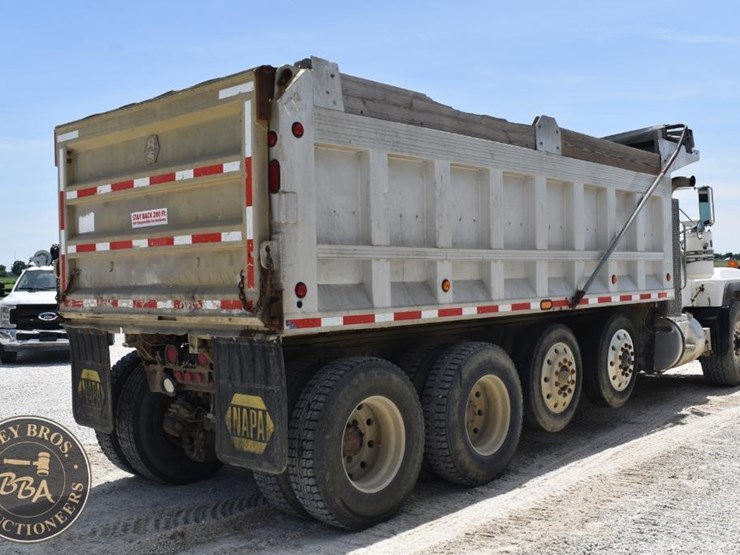 1996-mack-rd688s-image-12