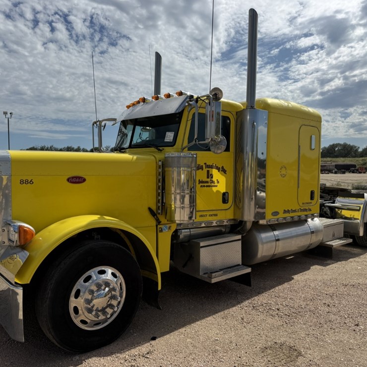 2007 PETERBILT 379