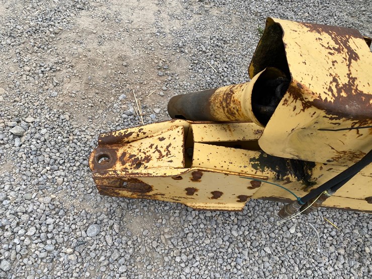 new-holland-307-image-16