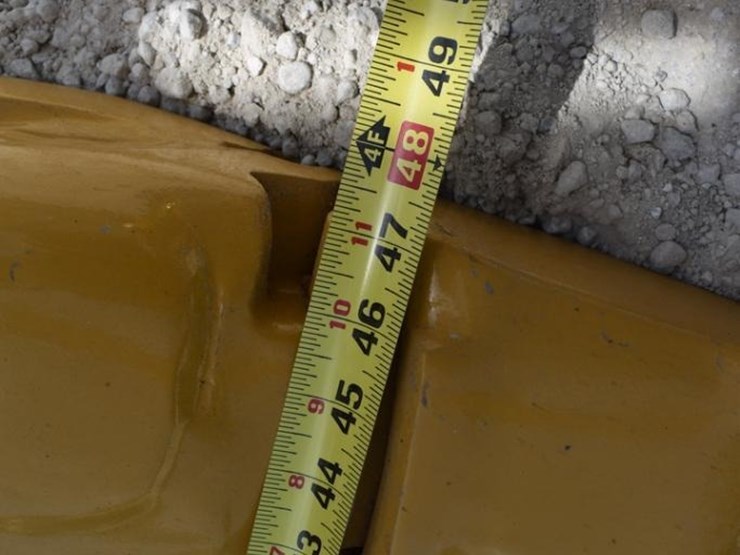 2019-caterpillar-336-image-53