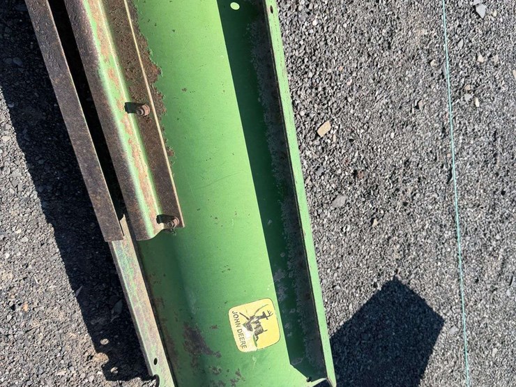 john-deere-8-image-12