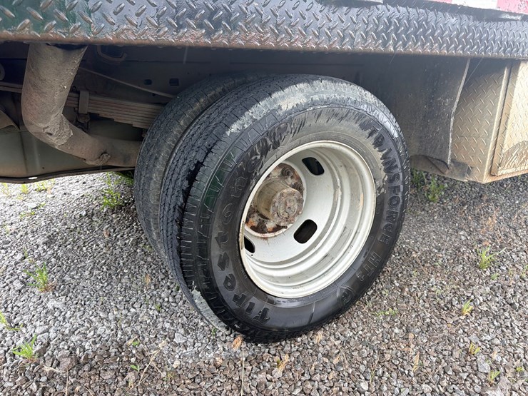2006-ford-f350-image-11