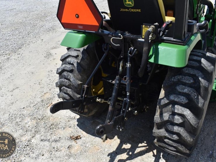 2007-john-deere-2320-image-28