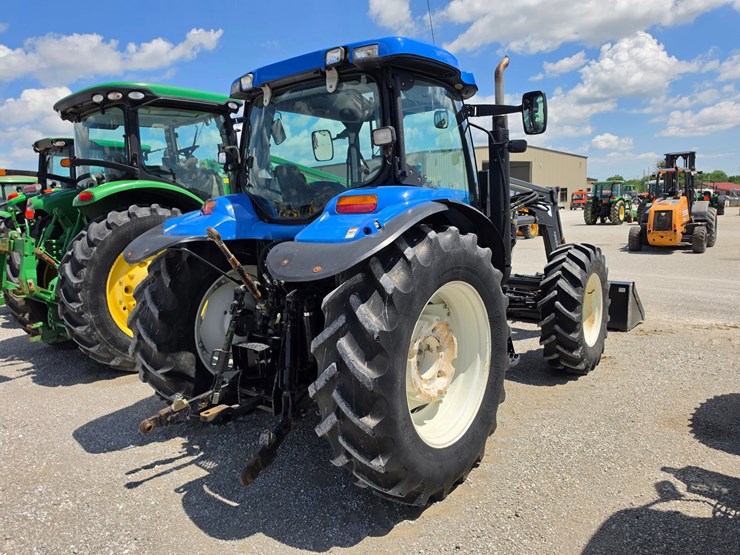 2005-new-holland-ts115a-image-10