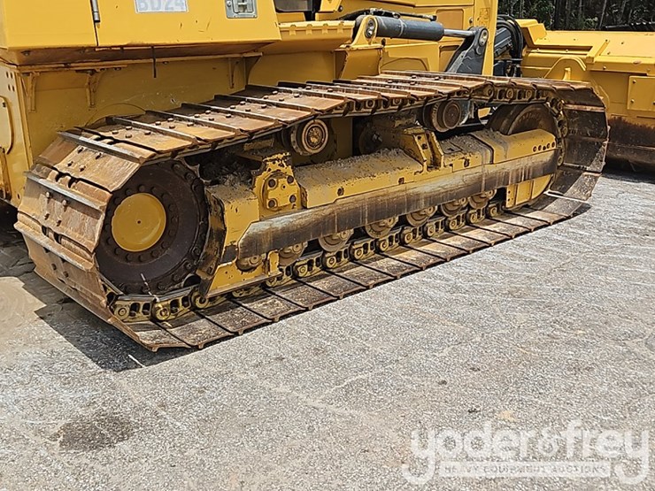 2019-deere-700k-image-11