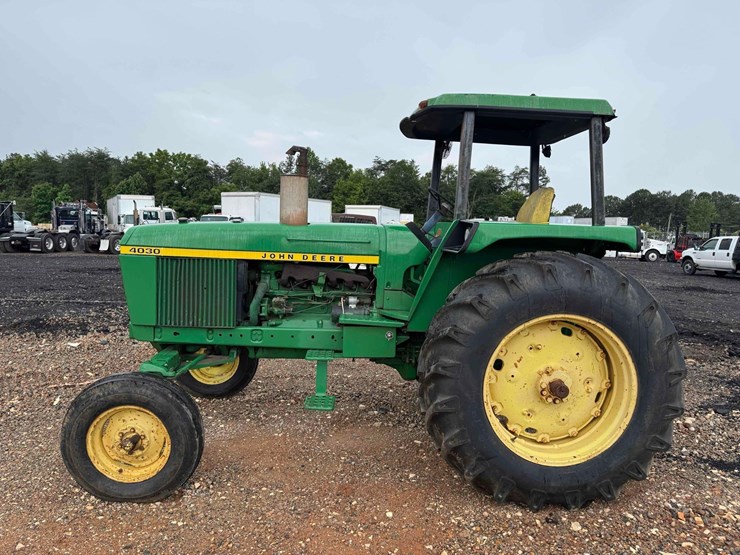 john-deere-4030-image-2