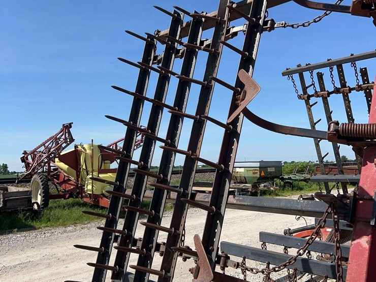 case-ih-4800-image-6