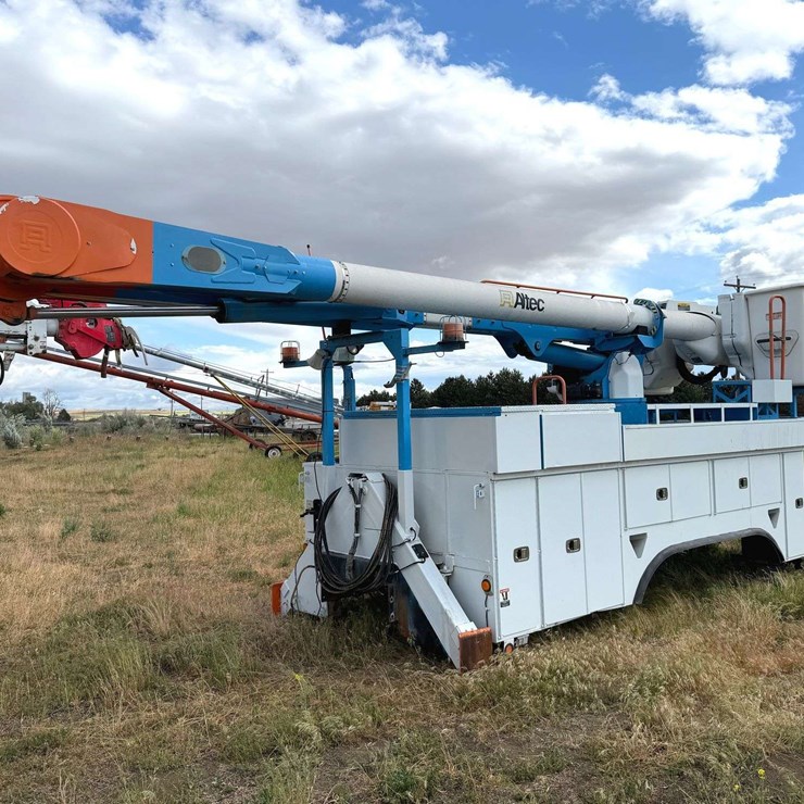 2013 ALTEC AM55