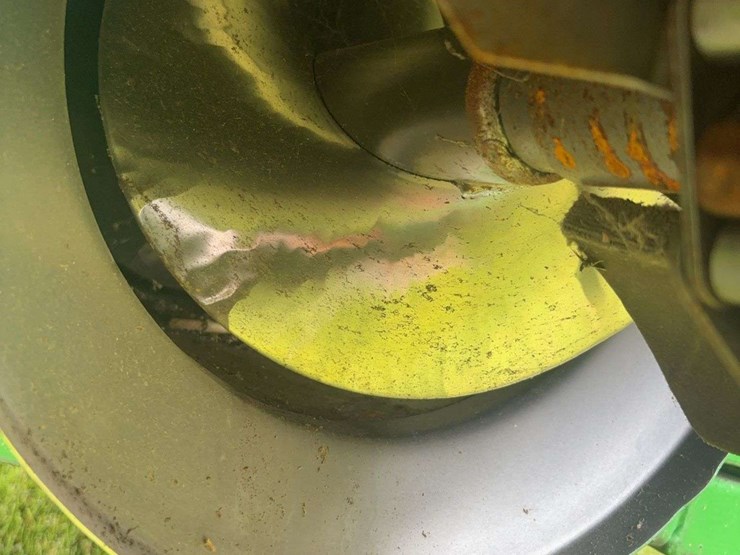 2013-john-deere-s670-image-23