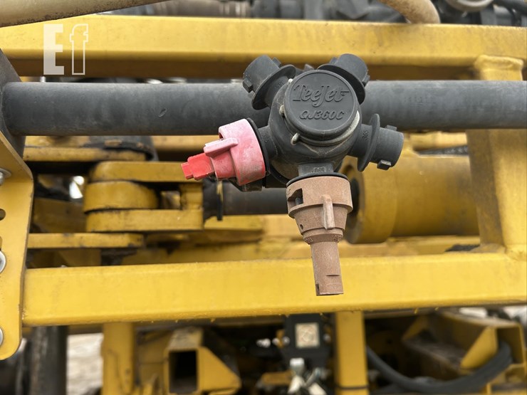 2009-ag-chem-rogator-ss1084-image-30