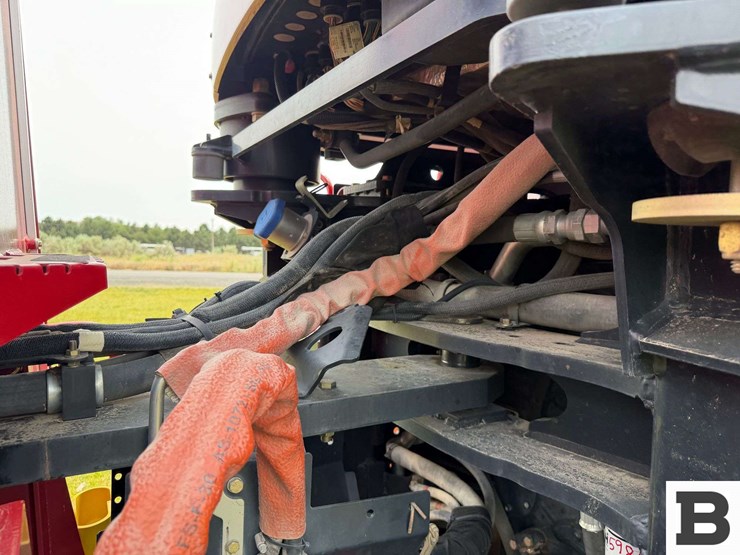 2015-case-ih-steiger-420-rowtrac-image-58
