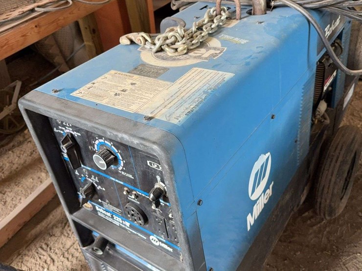 bobcat-225-image-7