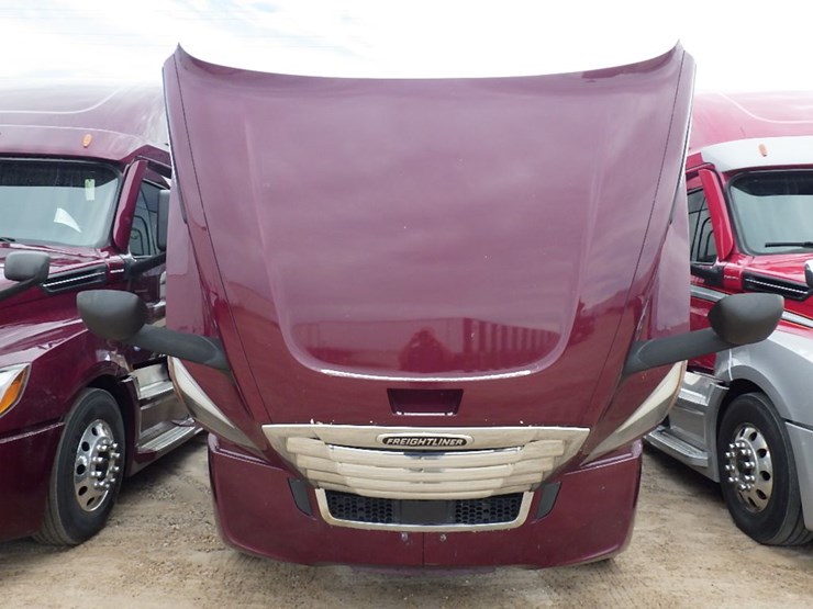 2021-freightliner-cascadia-126-image-29
