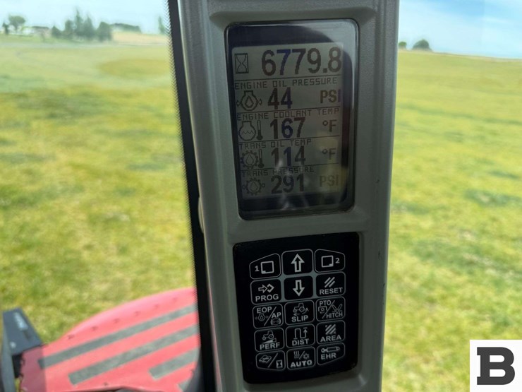 2015-case-ih-steiger-420-rowtrac-image-110