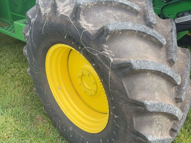 2013-john-deere-s670-image-53