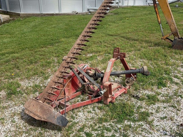 case-ih-1300-image-1