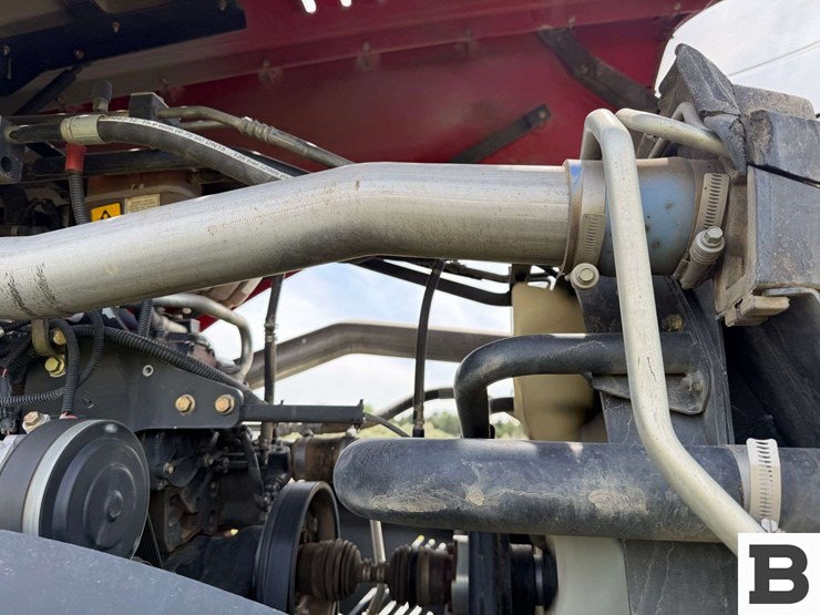 2014-case-ih-magnum-260-cvt-image-73