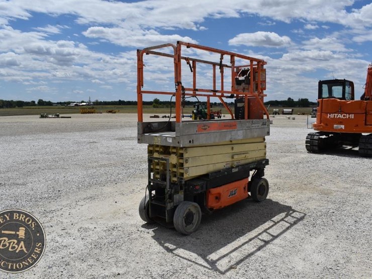 2006-jlg-2630es-image-5