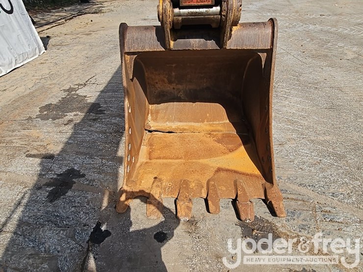 2018-caterpillar-335fl-image-14