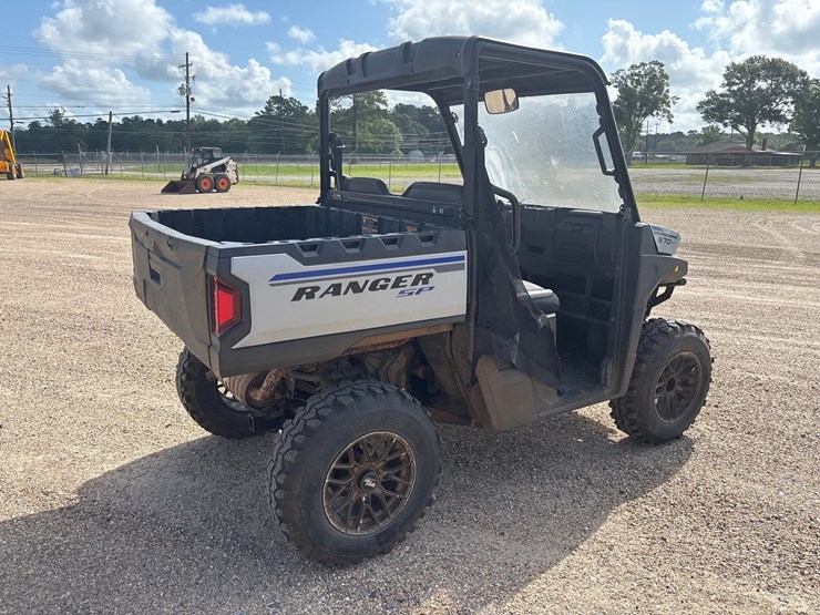 2023-polaris-ranger-image-3