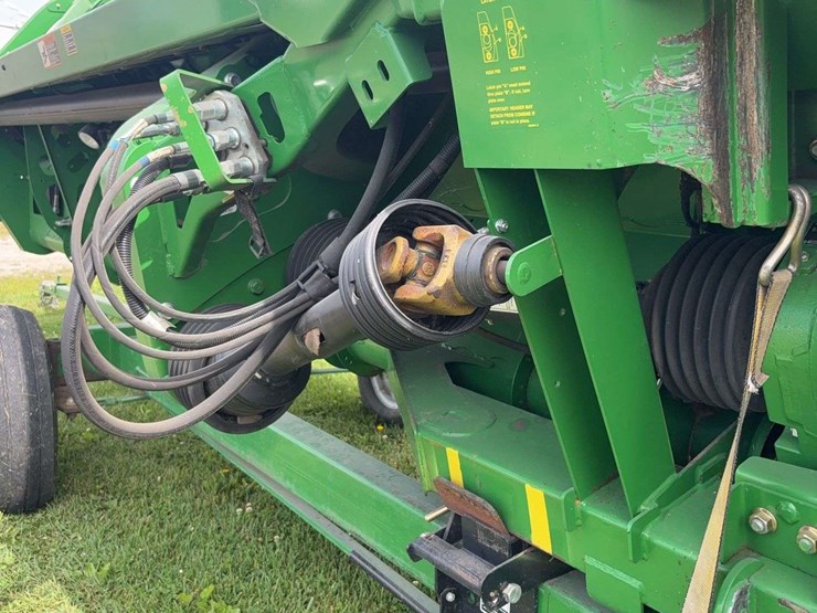 2014-john-deere-635f-image-13