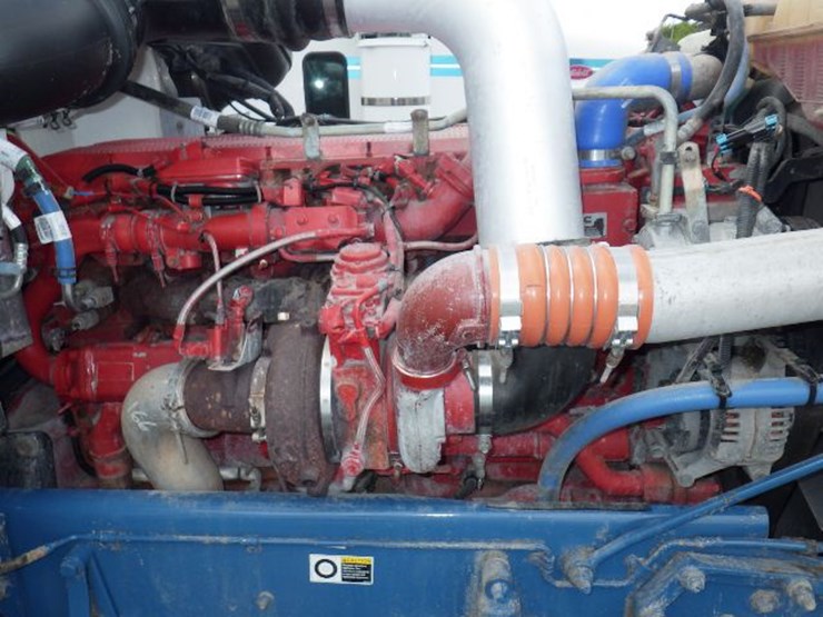 2013-peterbilt-367-image-24