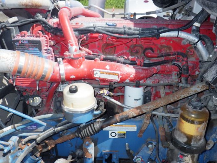 2012-peterbilt-367-image-22