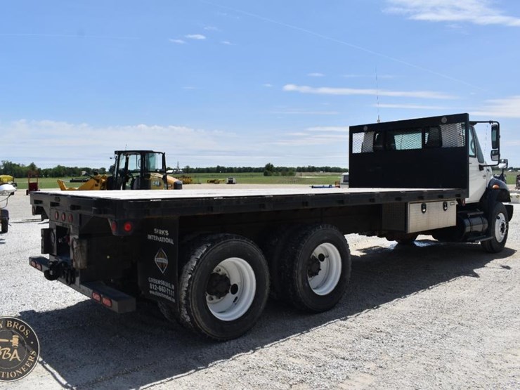 2007-international-durastar-4400-image-10