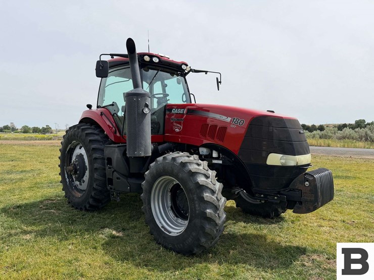 2015-case-ih-magnum-180-image-9