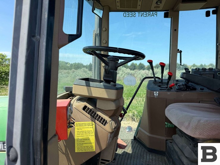 1997-john-deere-6400-image-46